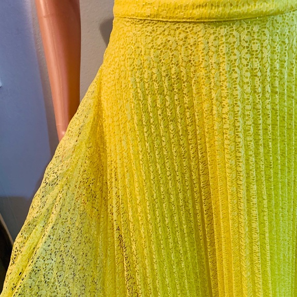 Boho Pleated Skirt - Picture 3 of 3